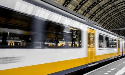 Studenten ov vakantie | Reis jij op saldo, met korting of gratis?